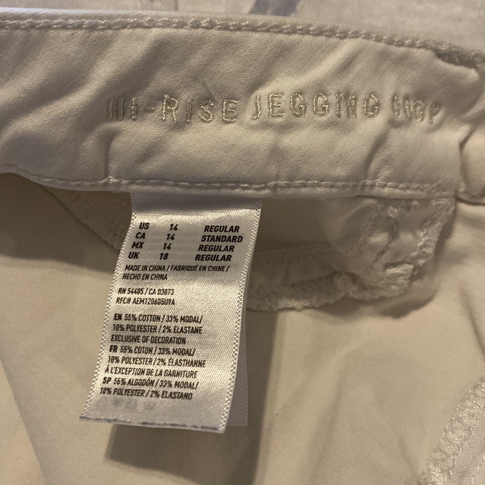Bundle of jeans - Picture 10 of 12